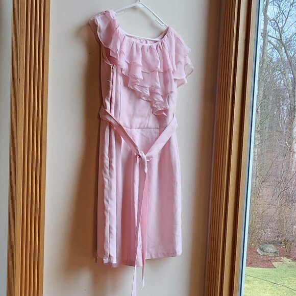 Pink Ruffled Sleeveless Belted Dress Size 14 - Picture 3 of 15